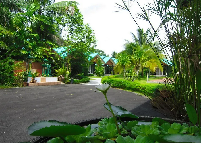 Hongte Khaolak Resort